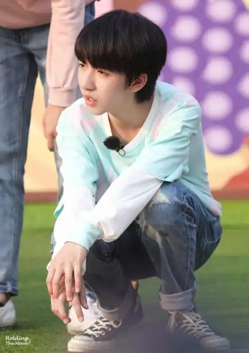 贺峻霖 少年梦游记