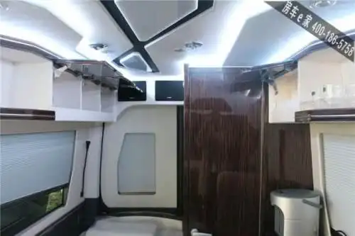 奔驰斯宾特带床带卫生间旅居房车图片价格全
