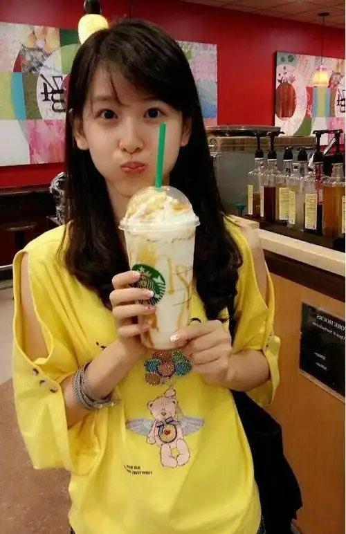 从清纯少女到贵妇奶茶妹妹的成长证明我们老了