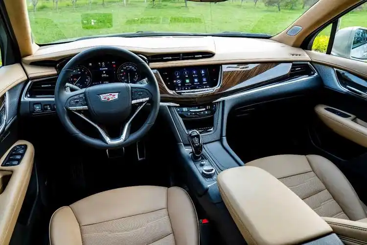 驾域丨不加奶的美式更醇香试驾凯迪拉克xt6