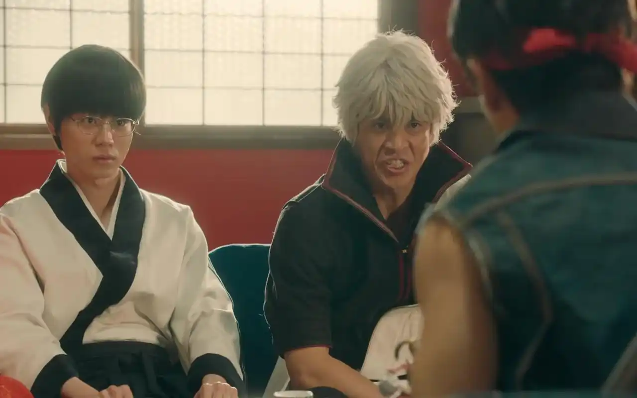 真人版《银魂2》预告片 美少女依旧在抠鼻屎