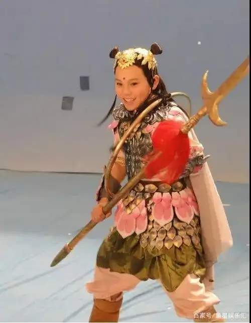 《哪吒》破37亿,那些曾扮演哪吒的演员们陪伴了我们整个青春