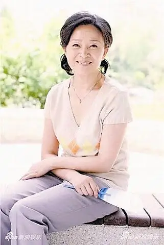 刘莉莉:最爱演"母亲"