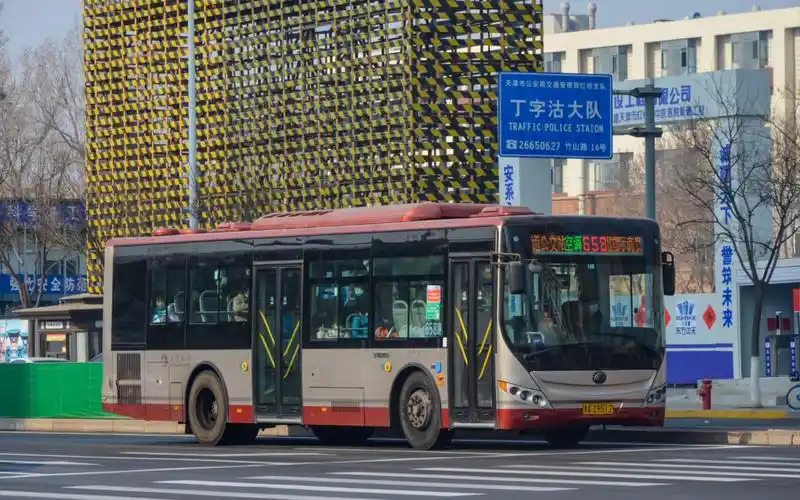 【天津公交】658路 宇通睿控zk6105chevpg41 行驶视频 行走音