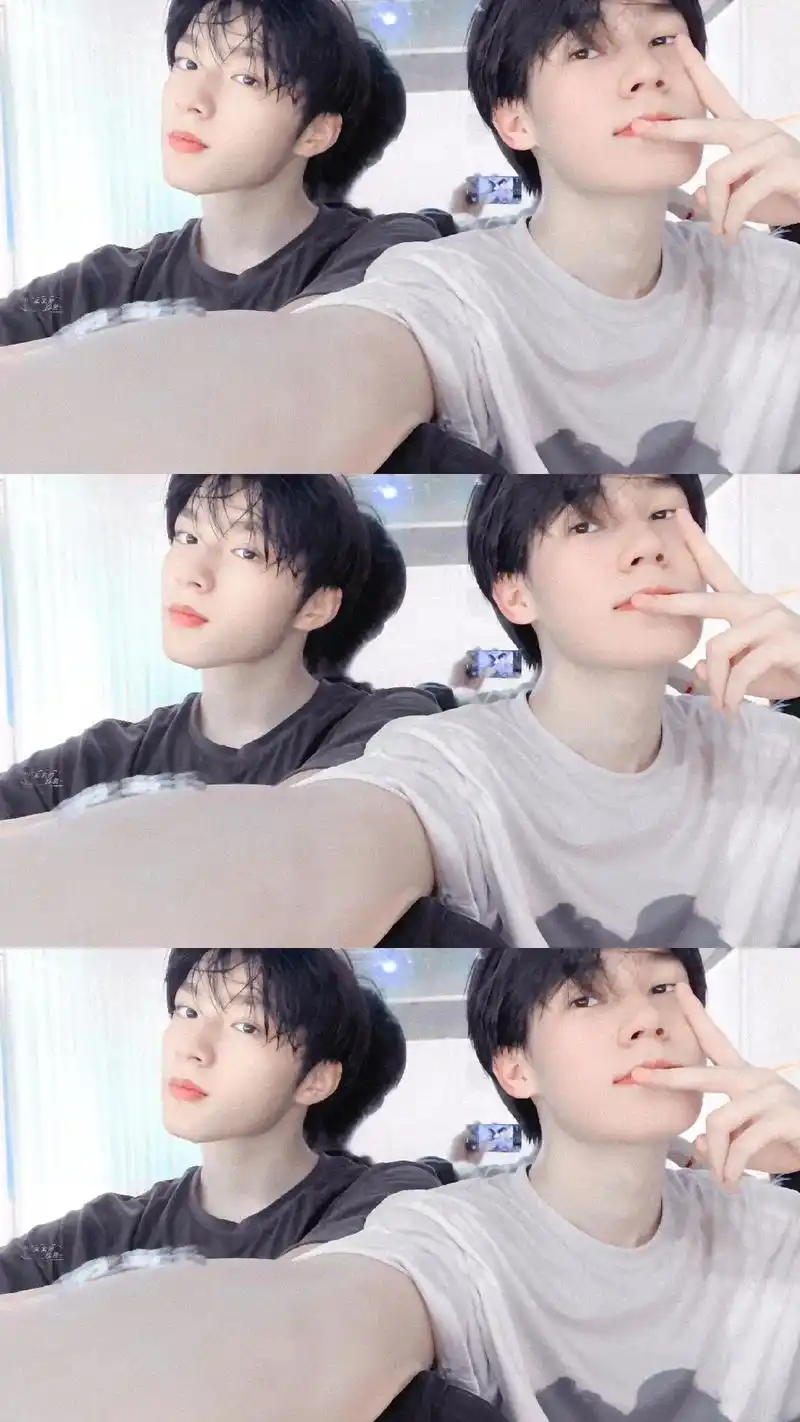 一见面就拍拍的两只小狗#张真源#刘耀文#真文 #fyp @抖 - 抖音