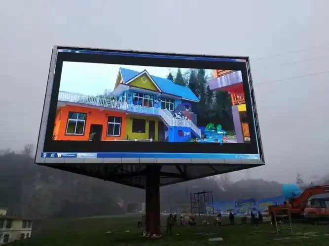 彩色led大屏幕用途极其广泛,可用于舞台背景,户外室内广告,车站班次