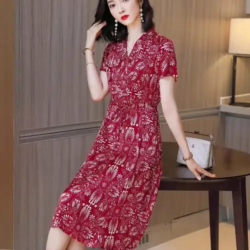 时尚品牌真丝连衣裙女夏季大牌短袖碎花桑蚕丝绸过膝裙子妈妈夏装