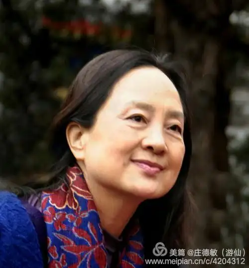 张金玲:著名电影演员   《德艺双馨》