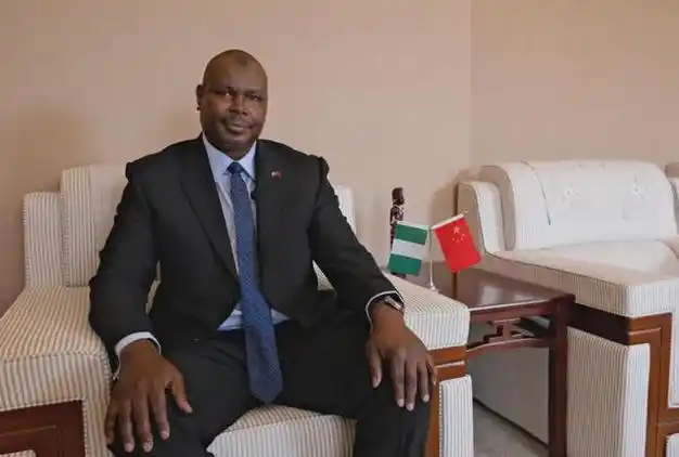 馆临时代办巴巴加纳·瓦基勒|中非|非洲|外交部发言人毛宁_网易订阅