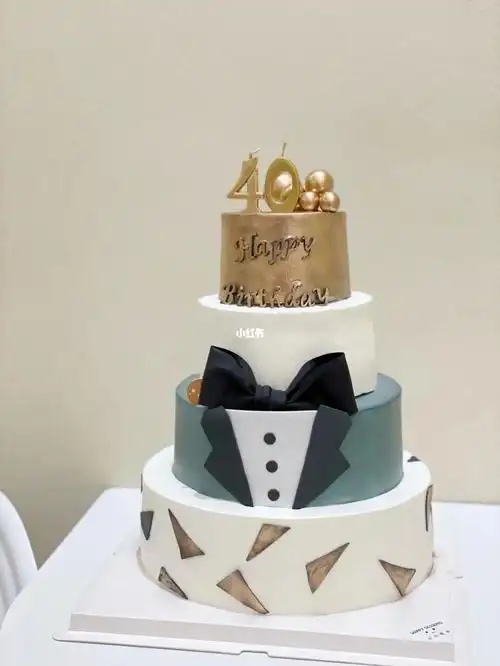 简约风多层男士款生日蛋糕