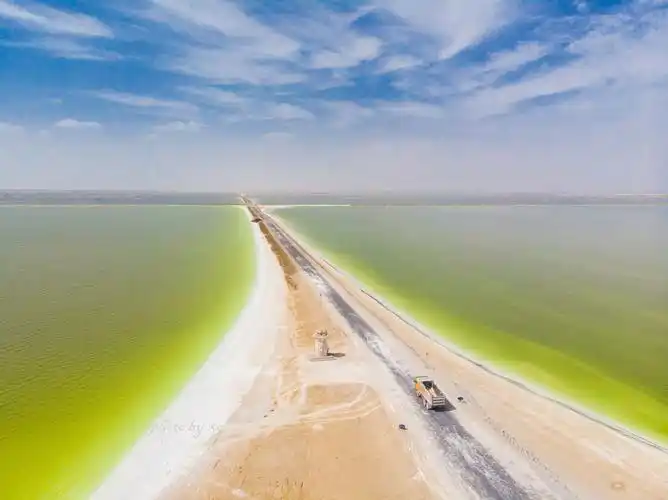 中国最大的盐湖,又被称为"世界上最值钱的湖泊",就藏在青海!