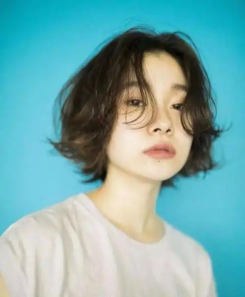 2021年流行5款日系精灵短发