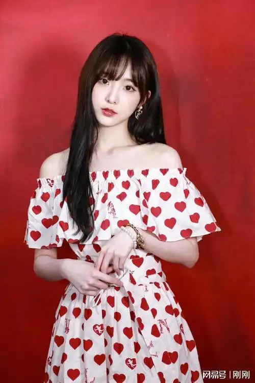 大家闺秀郑乃馨