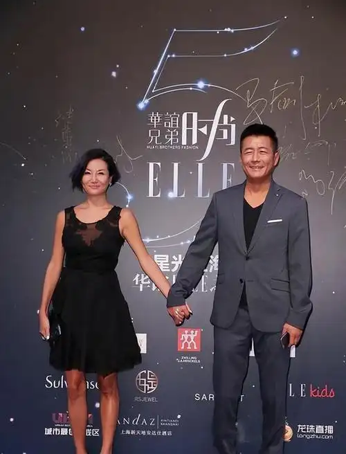 高曙光二婚妻子是熟悉的她网友像个村妇比江珊差太多了