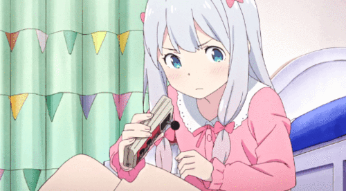 埃罗芒阿老师能让众多阿宅狂欢这跟由神崎广负责的人设是离不开干系的