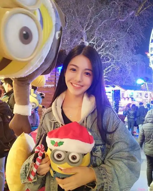 香港白富美綦美合网友娶到她可以少奋斗10年