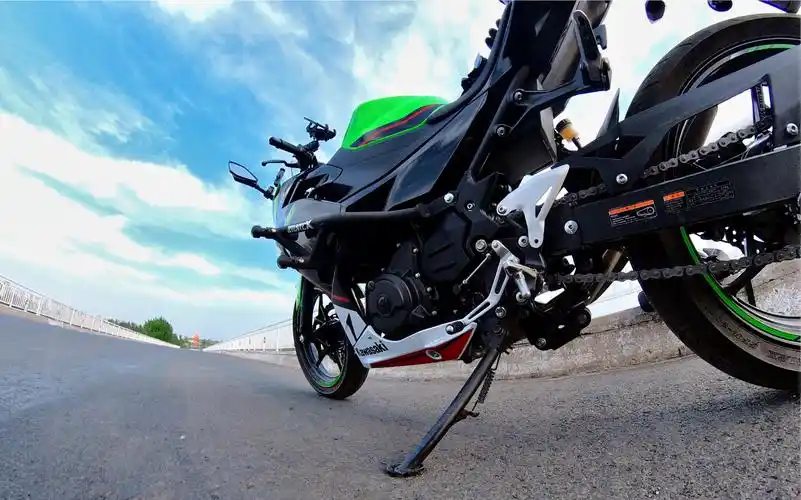 致我的第一台小摩托kawasaki ninja400