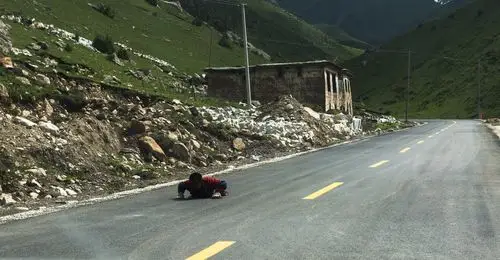 匍啊匍,去天堂的路啊有多苦!