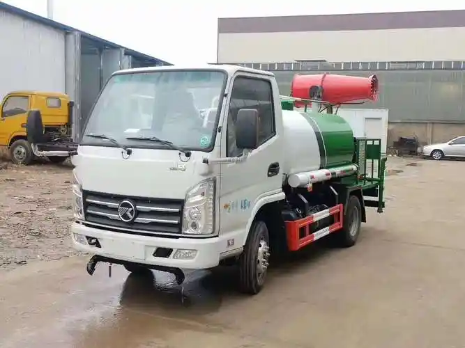 东风3吨洒水车,上蓝牌的洒水车