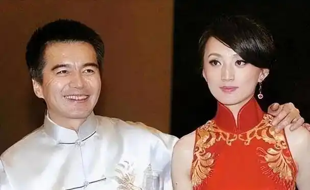 许亚军我结四次婚,并不是因为我花心,只是对婚姻负责任