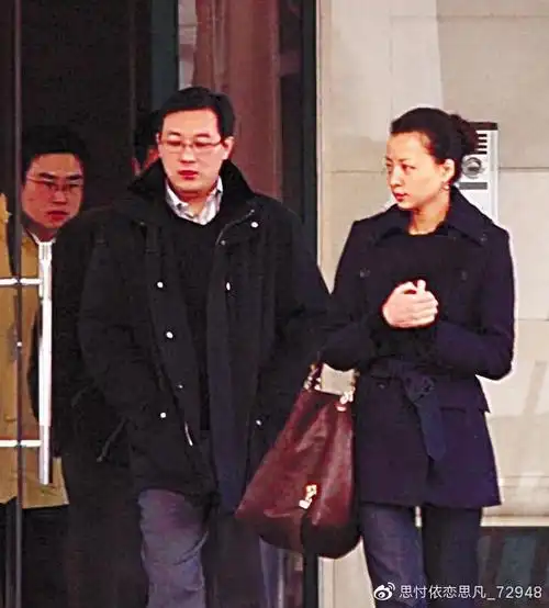 "央视一姐"董卿:与程前相恋6年未果,后嫁富商被宠成公主