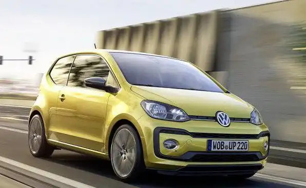 两台迷你小型车,女性车友速来看