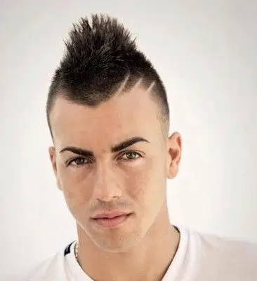 莫西干发型适合什么脸型(2)