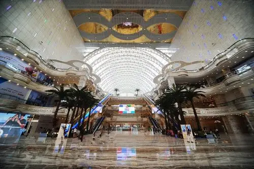 >>成都新世纪环球购物中心内景