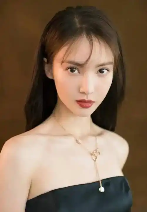 童谣李沁金晨为何能霸占荧屏她们靠什么演上的女一号