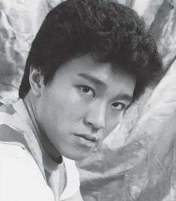 周星驰名气有多大(周星驰名气大不大) - 知识分子