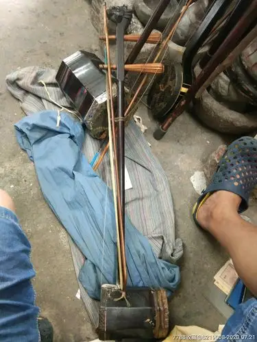 老红木龙头二胡_第1张_7788乐器收藏
