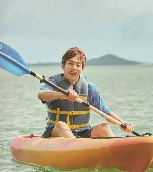 exo八仙男夏威夷写真,边伯贤可爱呆萌,朴灿烈魅惑,金钟仁超a_金珉锡