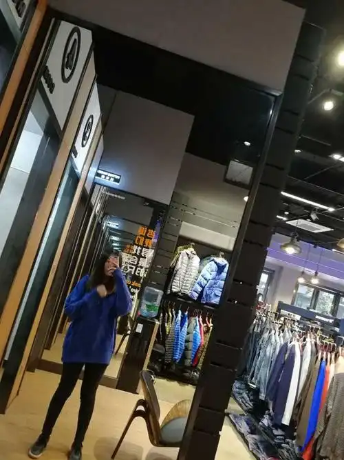 173女生140斤怎么穿衣服呀