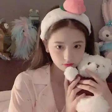 回车桌面 > 头像 > 心情头像 > 阳光可爱女生心情头像 1/8张图片 内容