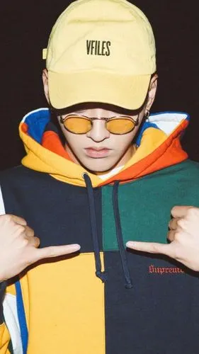 向吴亦凡的帅气低头_男生qq皮肤_我要个性网