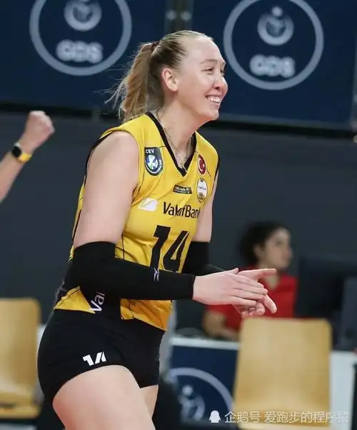 美国女排公布联赛大名单,拉尔森巴奇落选,奥运阵容12人保留8人_腾讯