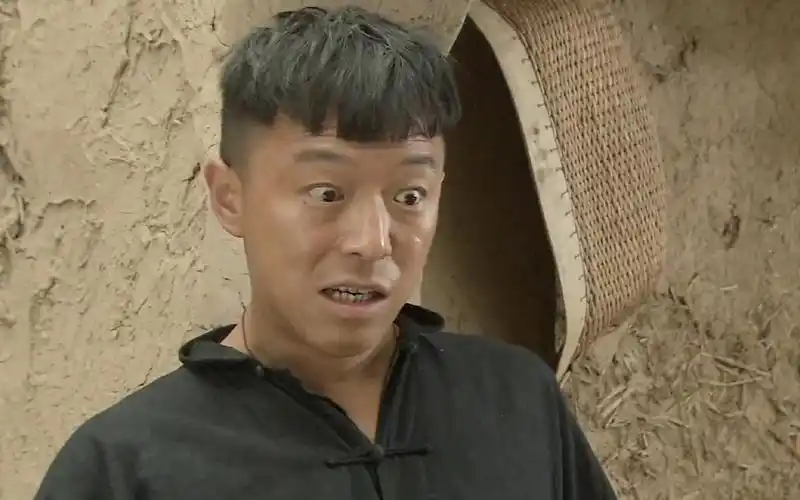 【民兵葛二蛋】黄渤告诉你,面对美人计,该如何将计就计!