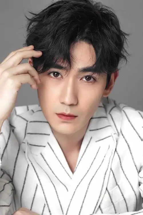 讨论丨朱一龙出场费丨获取报价