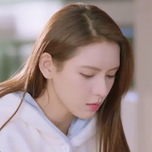 韫色过浓//张予曦.