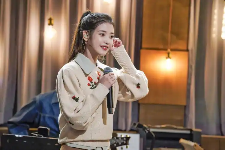 iu李知恩 - 堆糖,美图壁纸兴趣社区