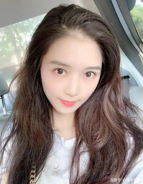 上海民航学院的校花倪倪