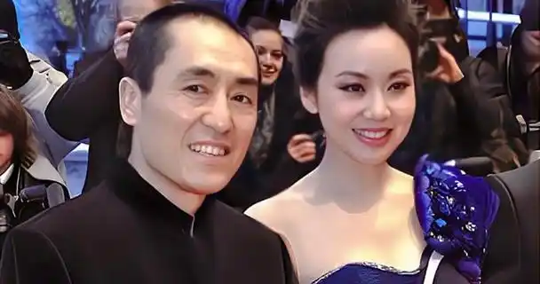 邹伟与闫妮离婚已19年,他再婚生子得幸福,她情路坎坷仍未婚