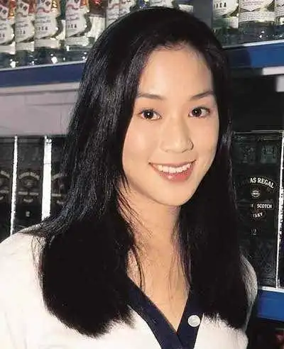 徐子淇:老公比她大11岁,33岁做4个孩子的妈妈,公公给我买飞机