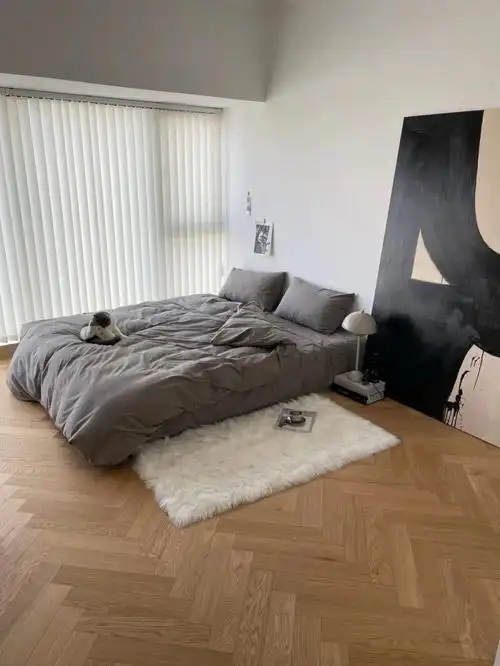 男生卧室我的卧室没有床