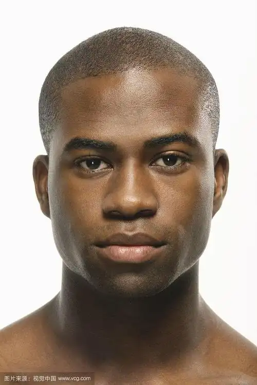 非裔美国人脸部的特写