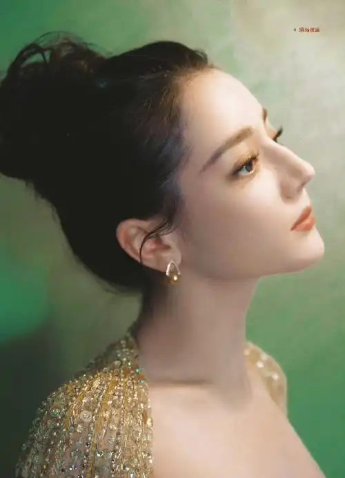 迪丽热巴刘亦菲同款驼峰鼻