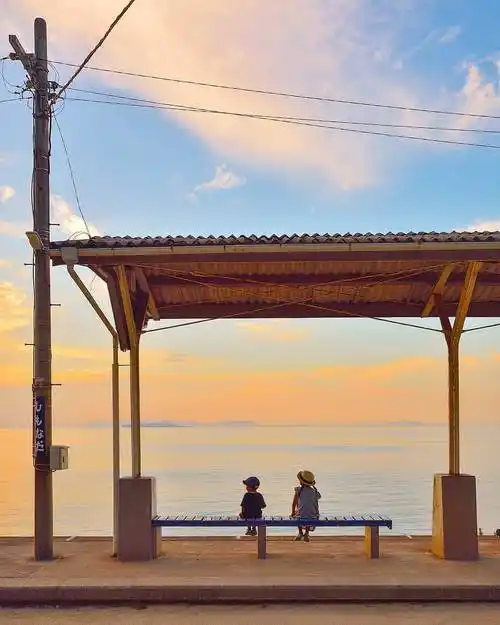 【唯美图鉴】夕阳,晚霞与姐弟俩