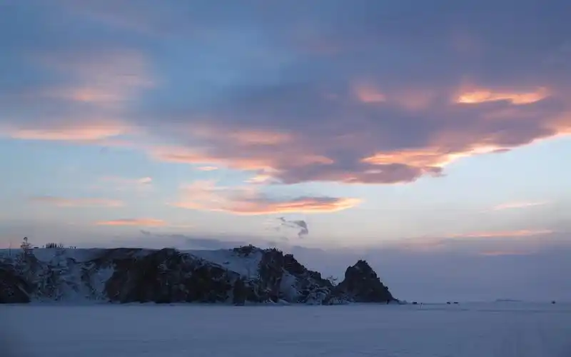 贝加尔湖唯美风景图片桌面壁纸