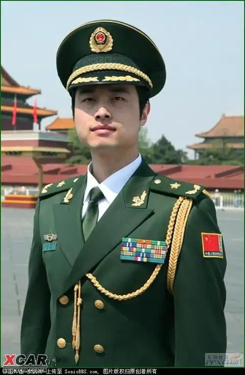 07武警男将官礼服