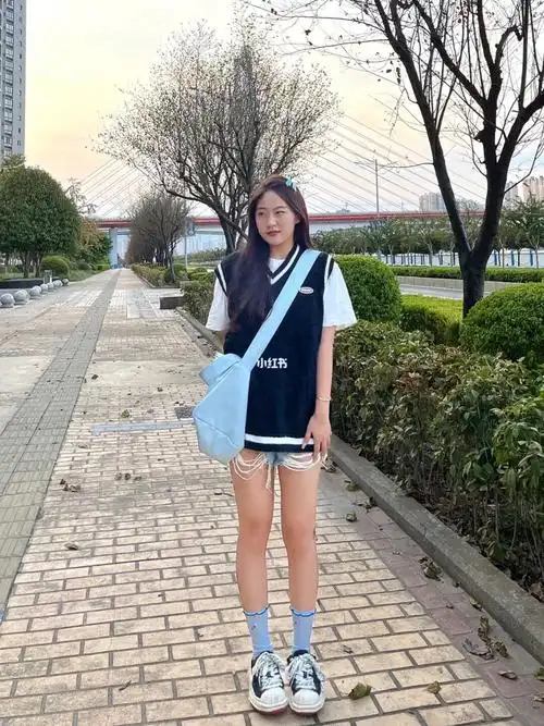 170 130斤微胖高个子女生这样穿太显瘦啦97